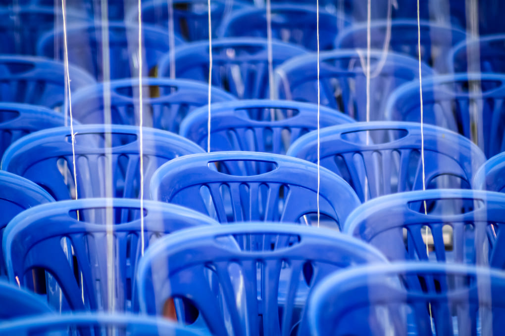 Sillas plásticas en Costa Rica: modernas y resistentes