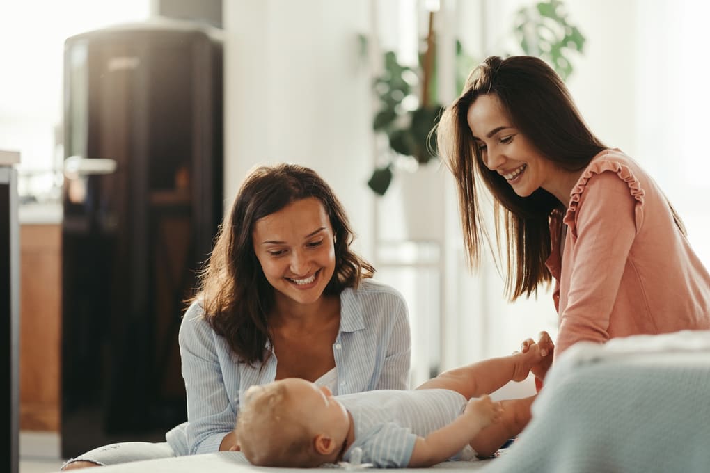 Family Aims: soluciones éticas y legales en subrogación para parejas homosexuales en Arizona
